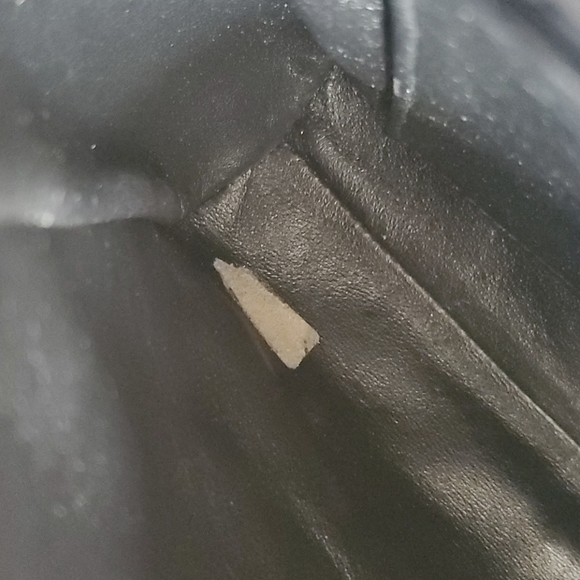 SOLD Chanel vintage black shoulder bag - Picture 9 of 16